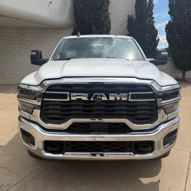 Used 2025 RAM 2500 Big Horn AWD/4WD image 2