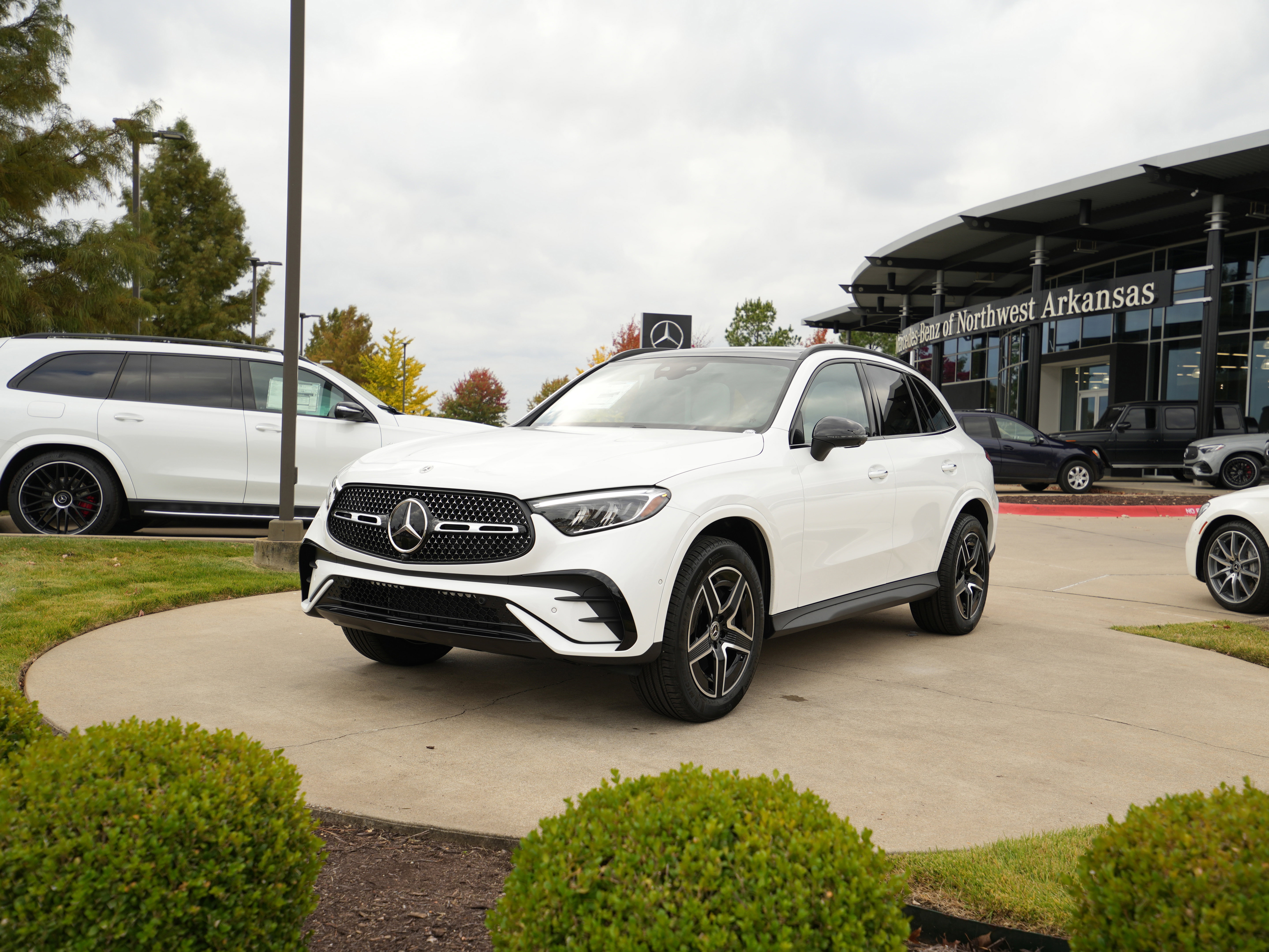 New 2026 Mercedes-Benz GLC 300 4MATIC image 3