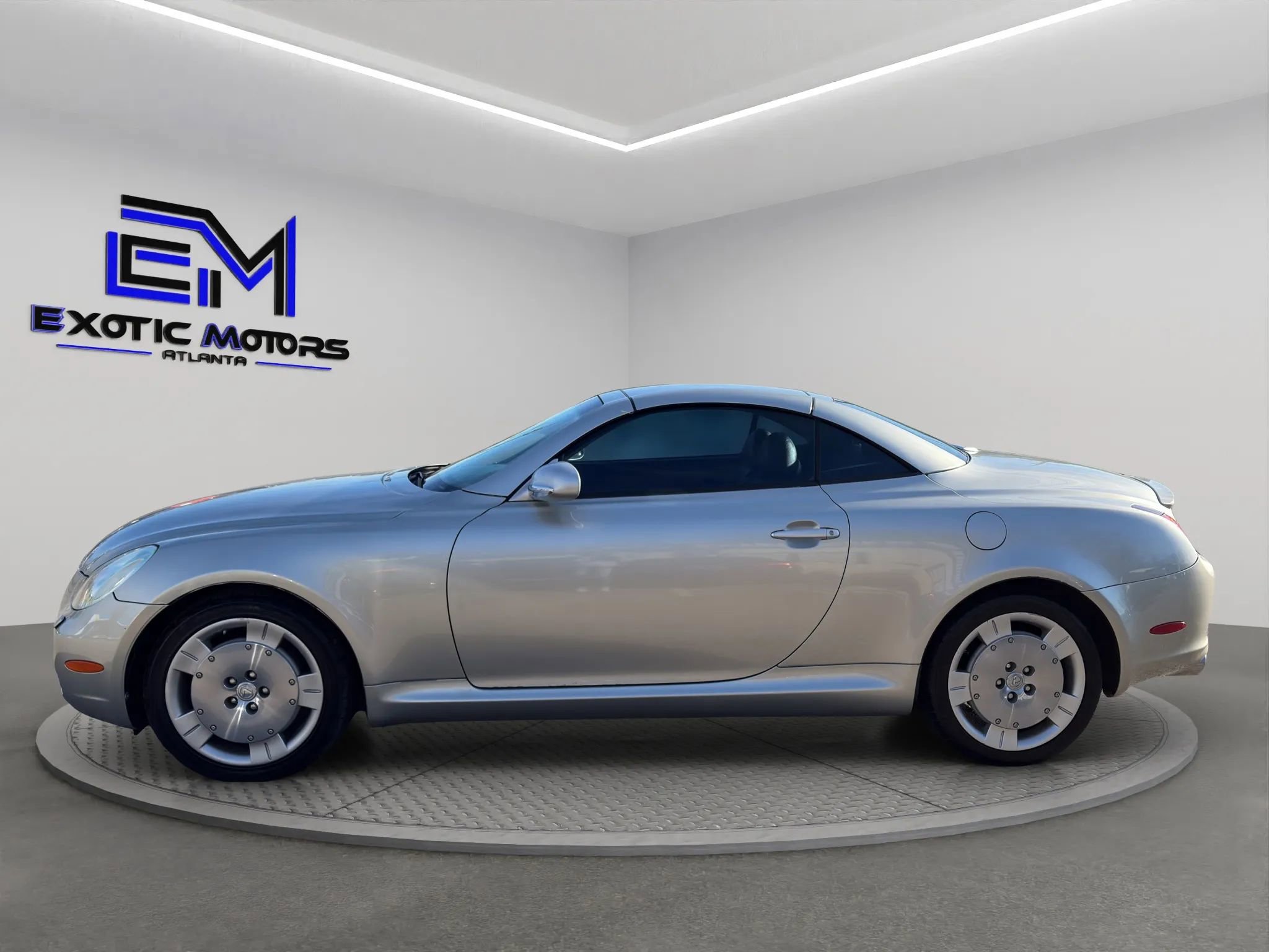 Used 2002 Lexus SC 430 Convertible image 32