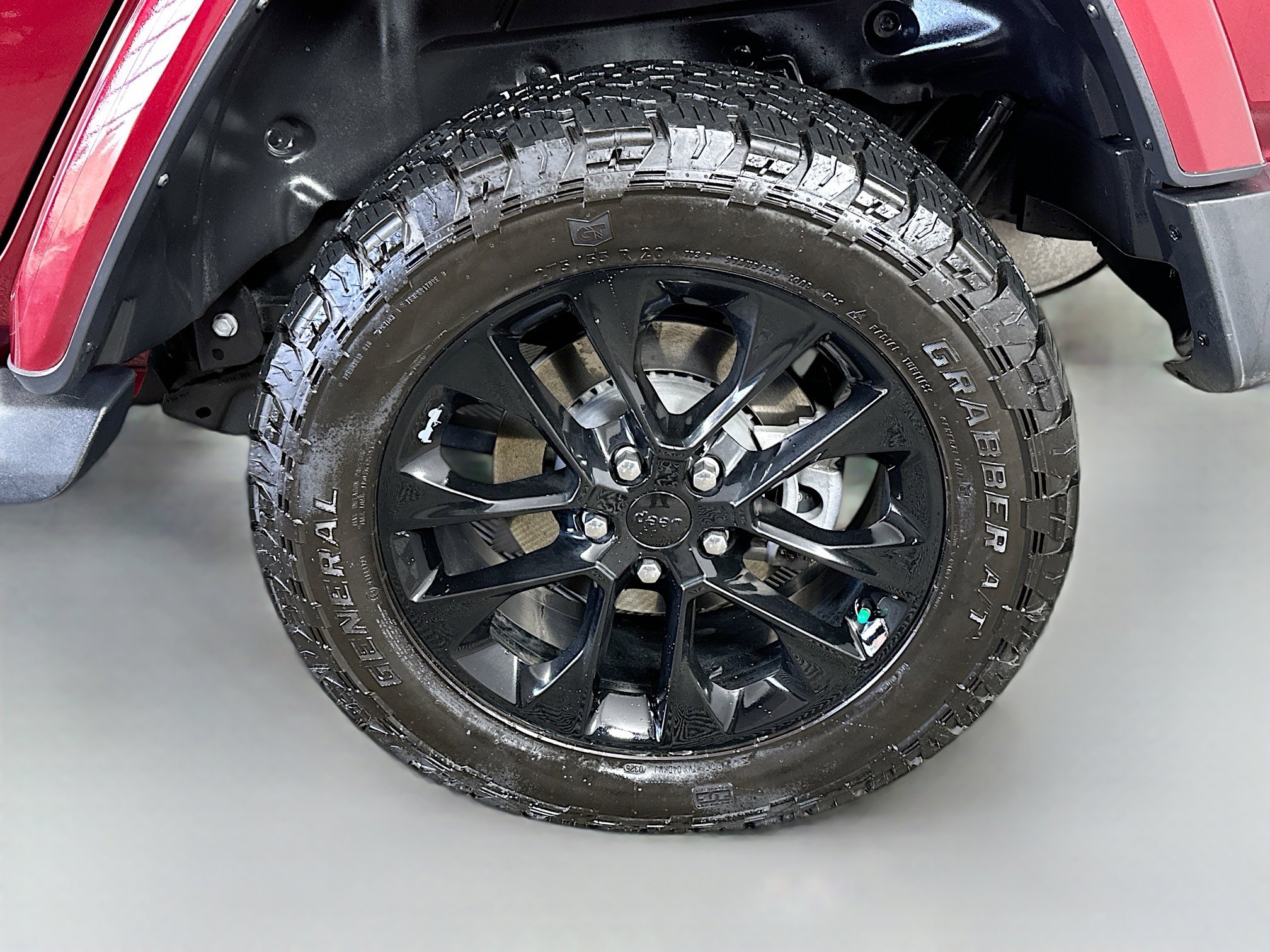 Used 2021 Jeep Wrangler Unlimited Sahara w/ Cold Weather Group image 29