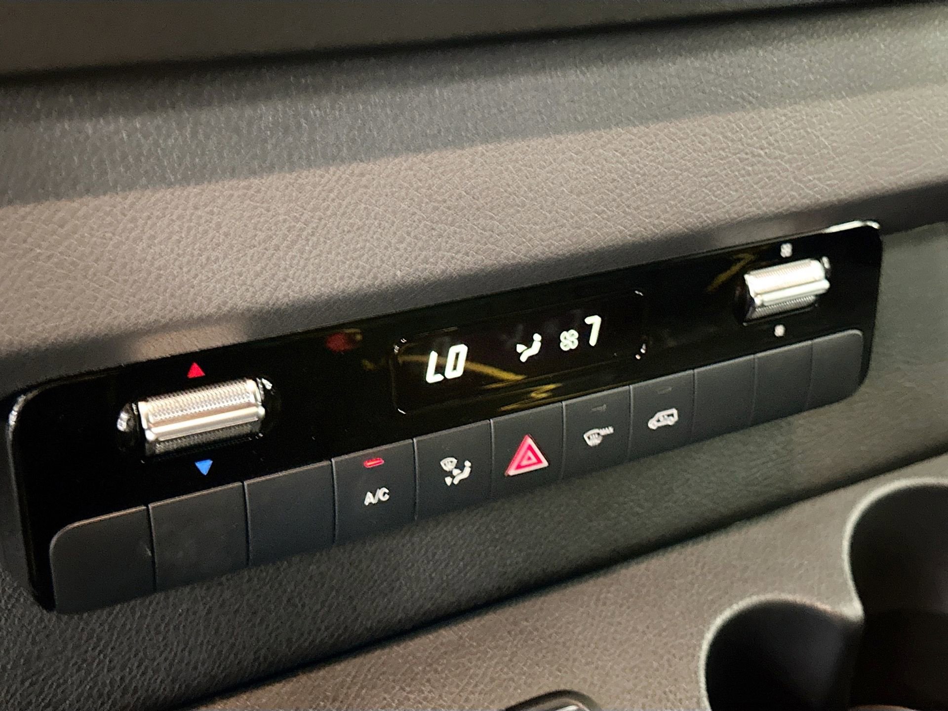 Used 2024 Mercedes-Benz Sprinter 144 Cargo image 16