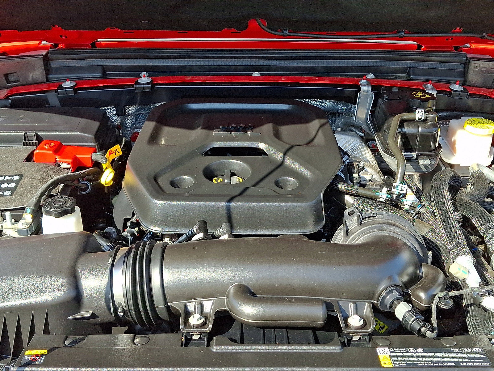 Certified 2025 Jeep Wrangler Sahara w/ Safety Group AWD/4WD image 28