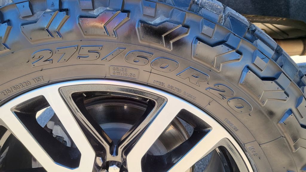 Used 2021 GMC Sierra 1500 AT4 image 13