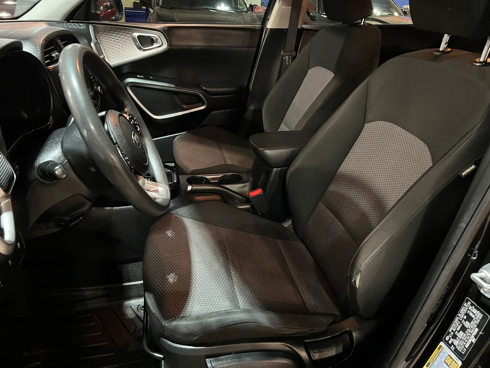 Used 2021 Kia Soul LX FWD image 10