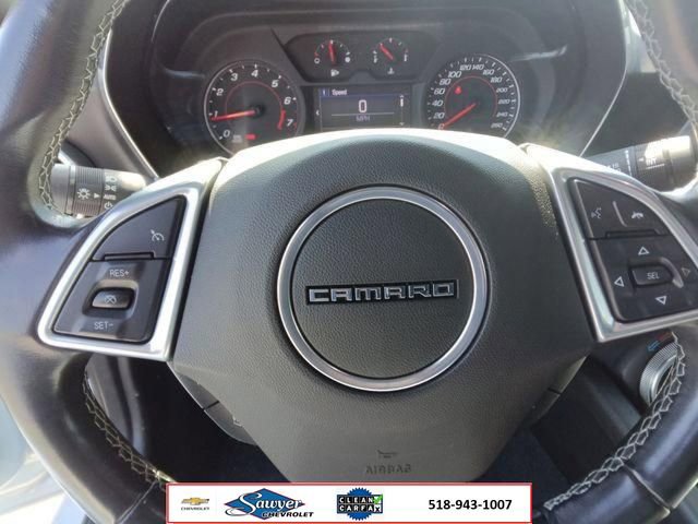 Used 2021 Chevrolet Camaro LT w/ Technology Package RWD image 13