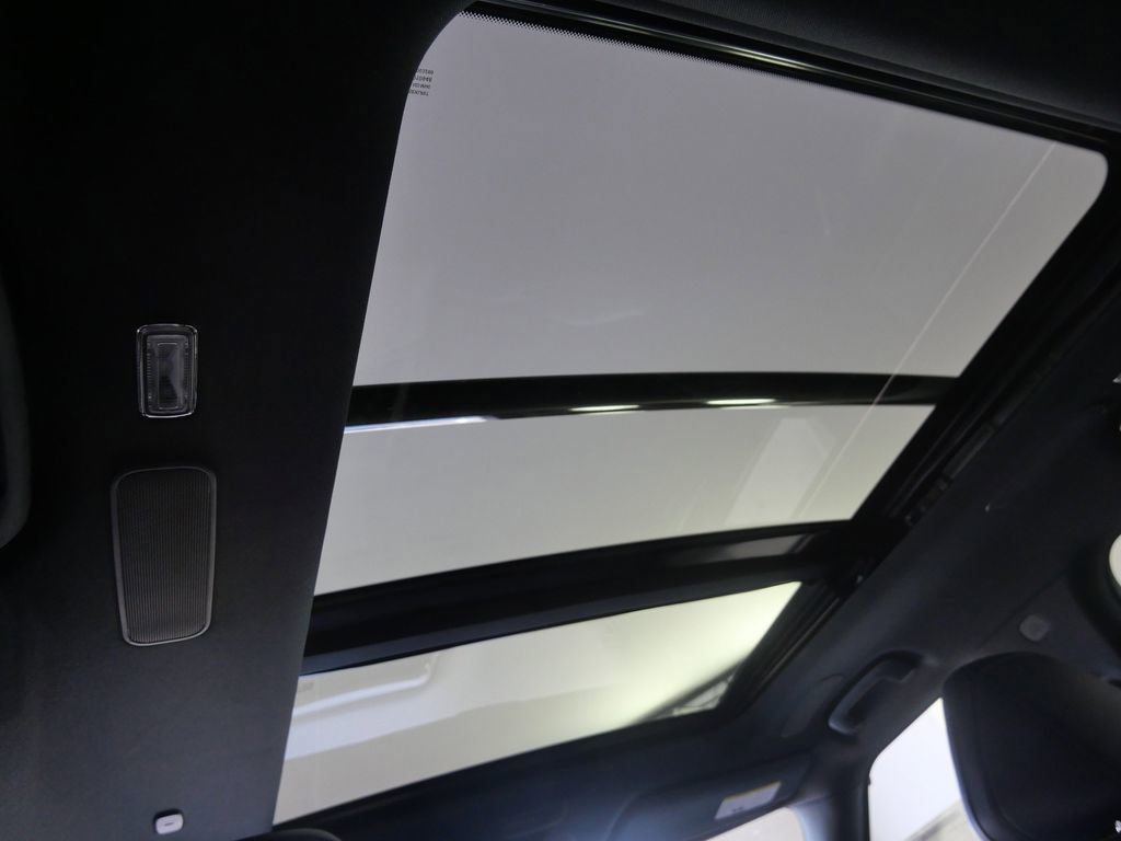 New 2026 INFINITI QX80 4WD image 17
