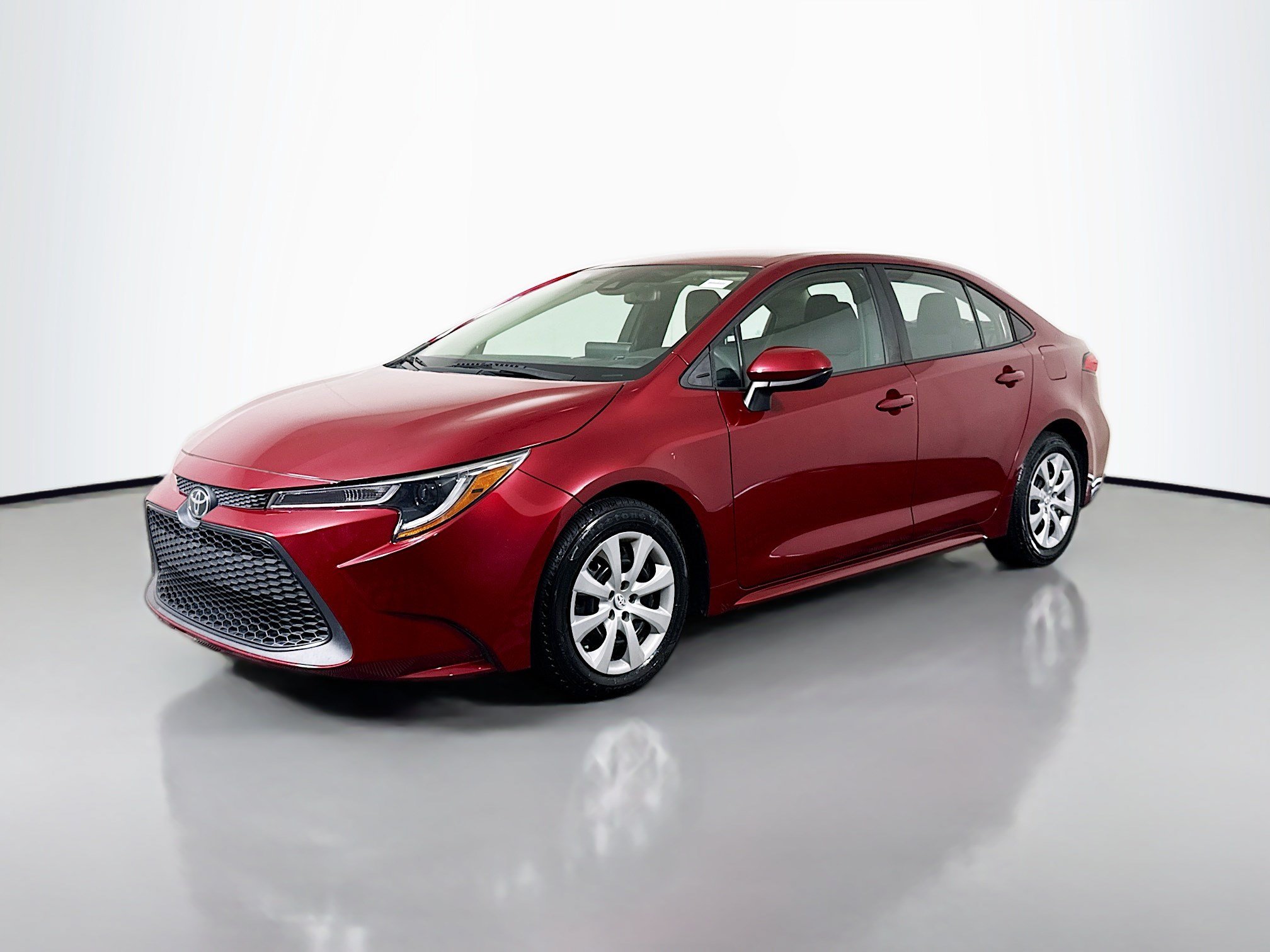 Used 2022 Toyota Corolla LE FWD image 4