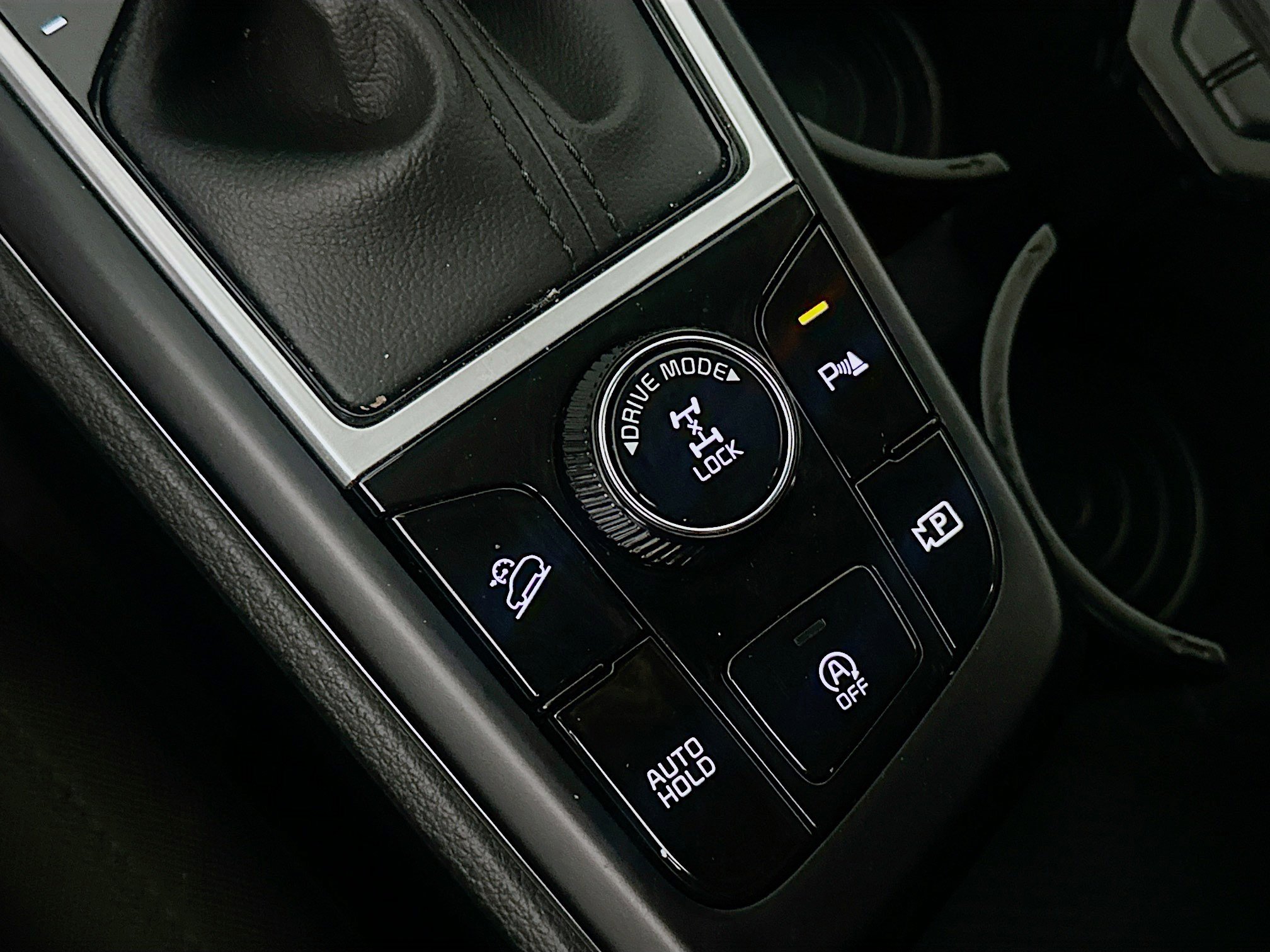 Used 2025 Kia Sportage LX image 24