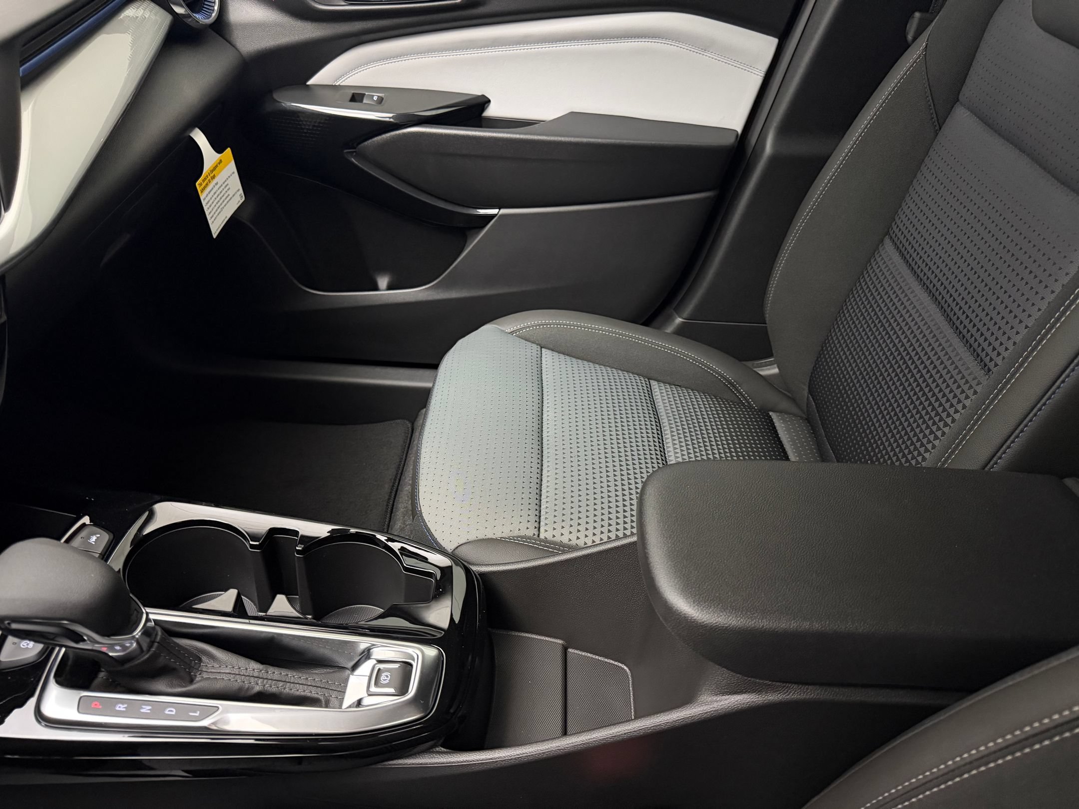 New 2026 Chevrolet Trax LT w/ Driver Confidence Package FWD image 27