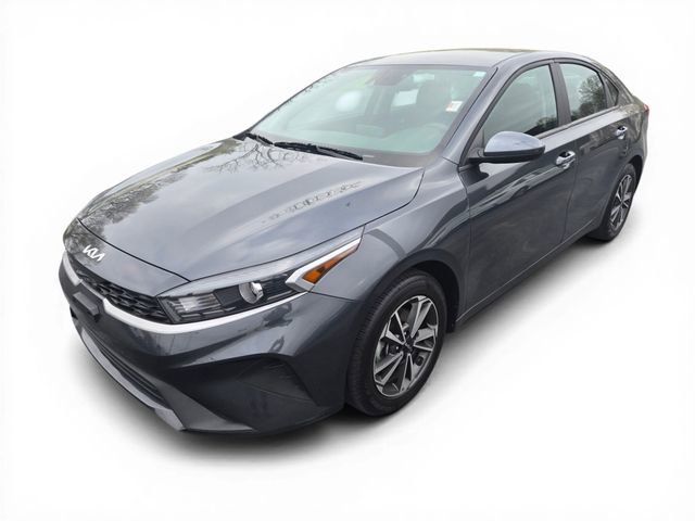 Used 2024 Kia Forte LXS image 8