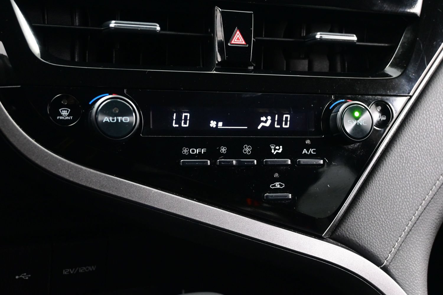 Used 2023 Toyota Camry XSE FWD image 20