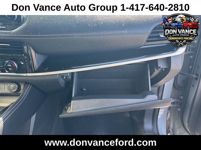 Used 2022 Nissan Rogue SL w/ SL Premium Package image 17