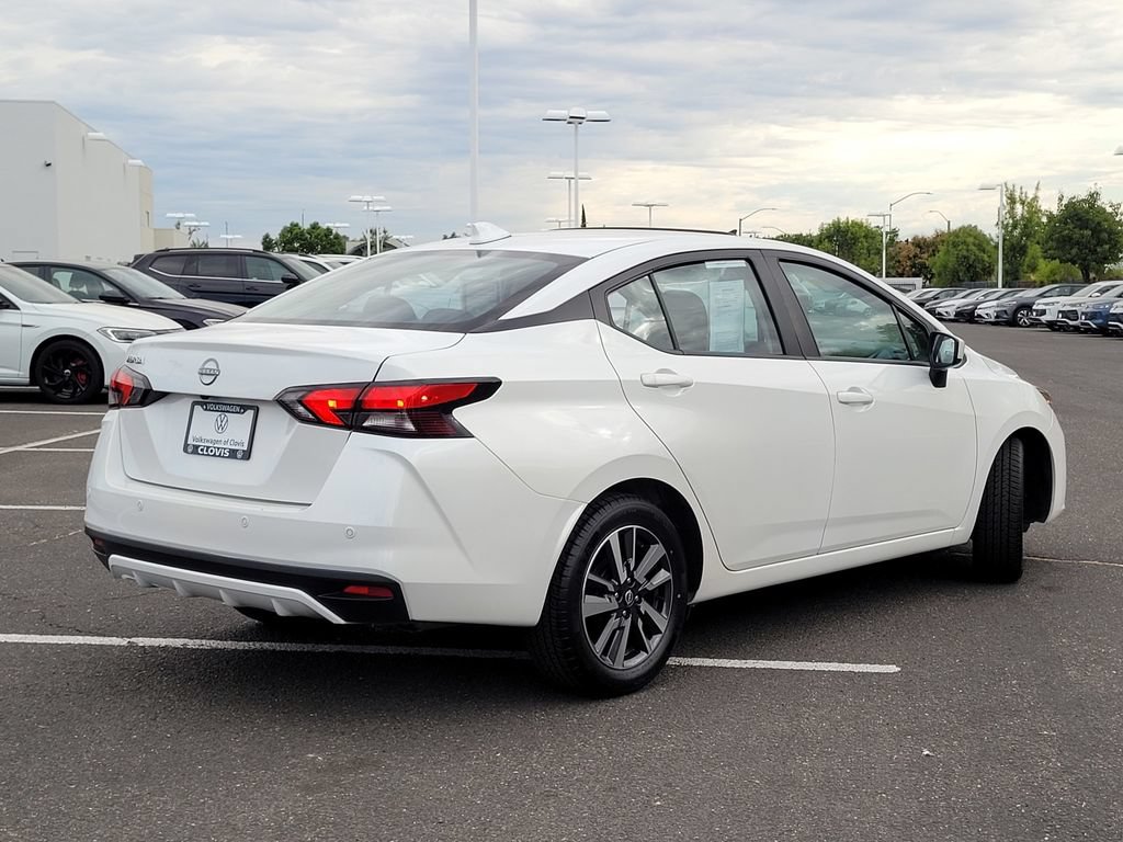 Used 2025 Nissan Versa SV FWD image 6