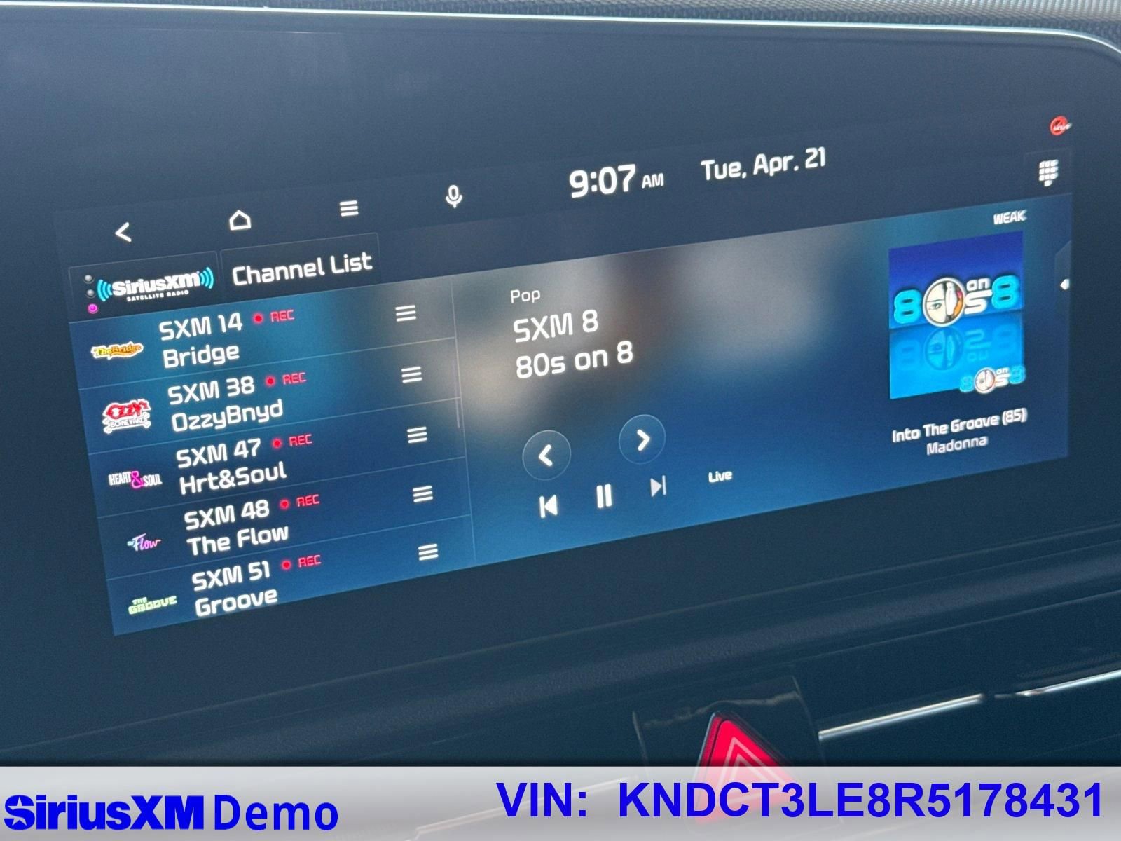 Used 2024 Kia Niro SX image 28