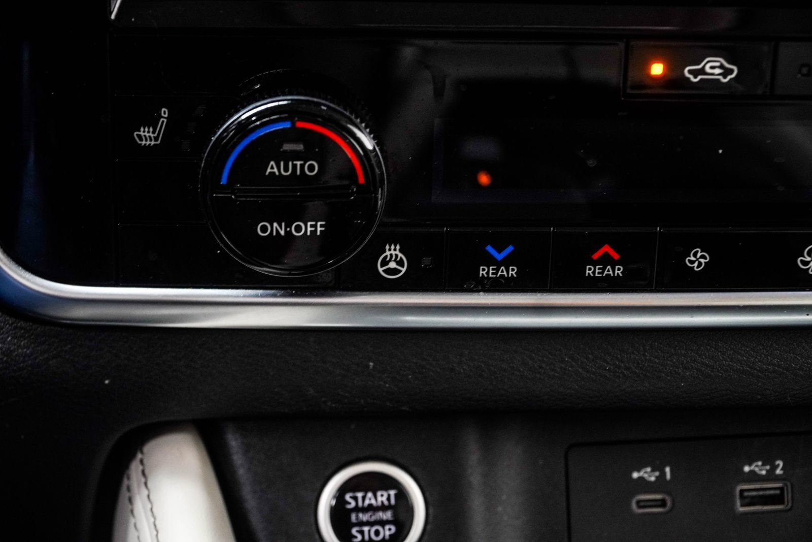 Used 2023 Nissan Rogue SL w/ SL Premium Package FWD image 24