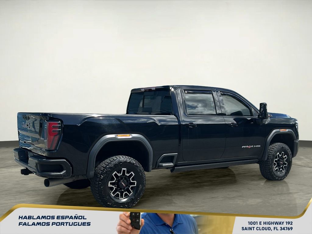 Used 2024 GMC Sierra 2500 AT4X image 7