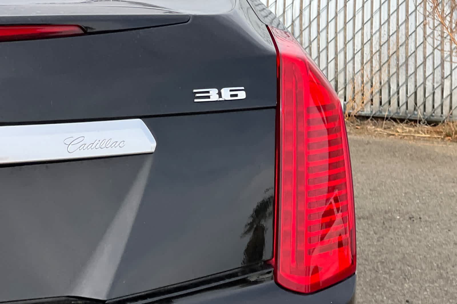 Used 2019 Cadillac CTS Luxury RWD image 21