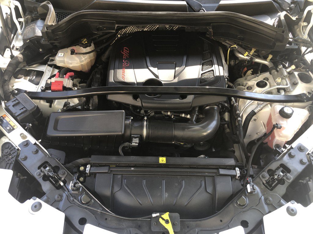 Used 2018 Alfa Romeo Stelvio Sport w/ Quick Order Package 22J Sport image 8