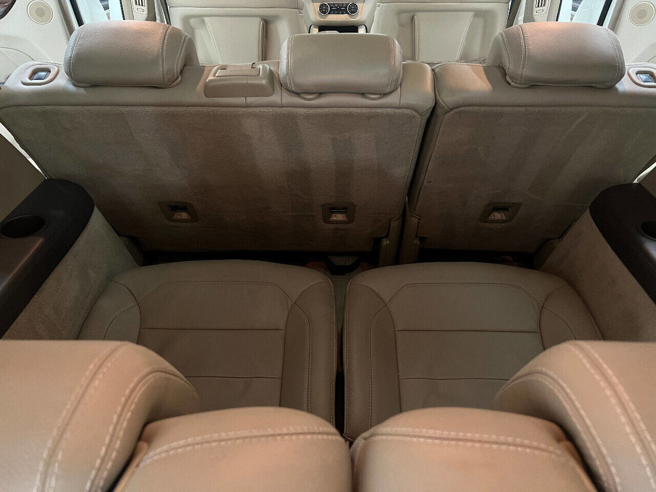 Used 2014 Mercedes-Benz GL 550 4MATIC image 51