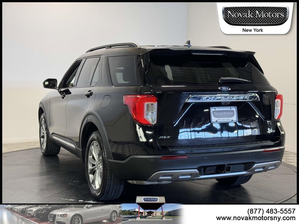 Used 2022 Ford Explorer XLT w/ Equipment Group 202A image 5