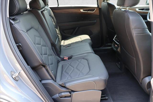 Used 2026 Volkswagen Atlas SE AWD/4WD image 25