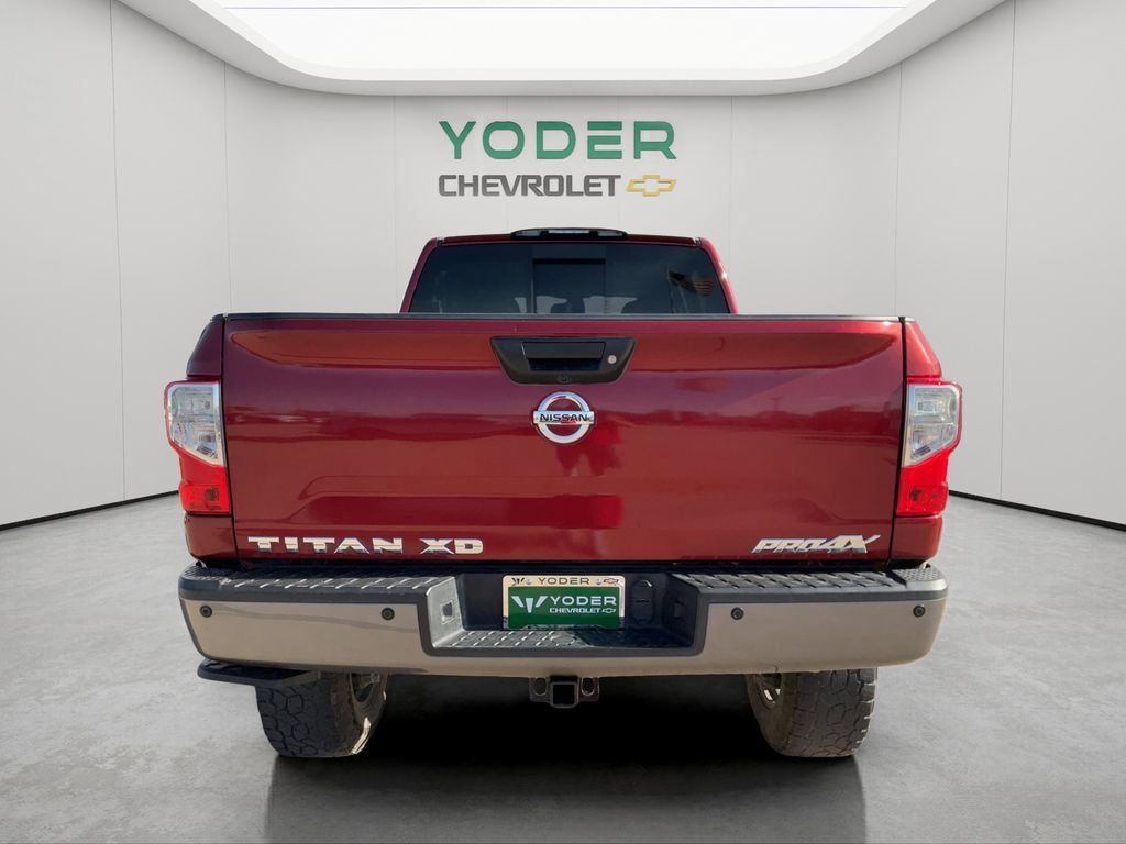 Used 2017 Nissan Titan PRO-4X w/ Pro-4x Convenience Package AWD/4WD image 8
