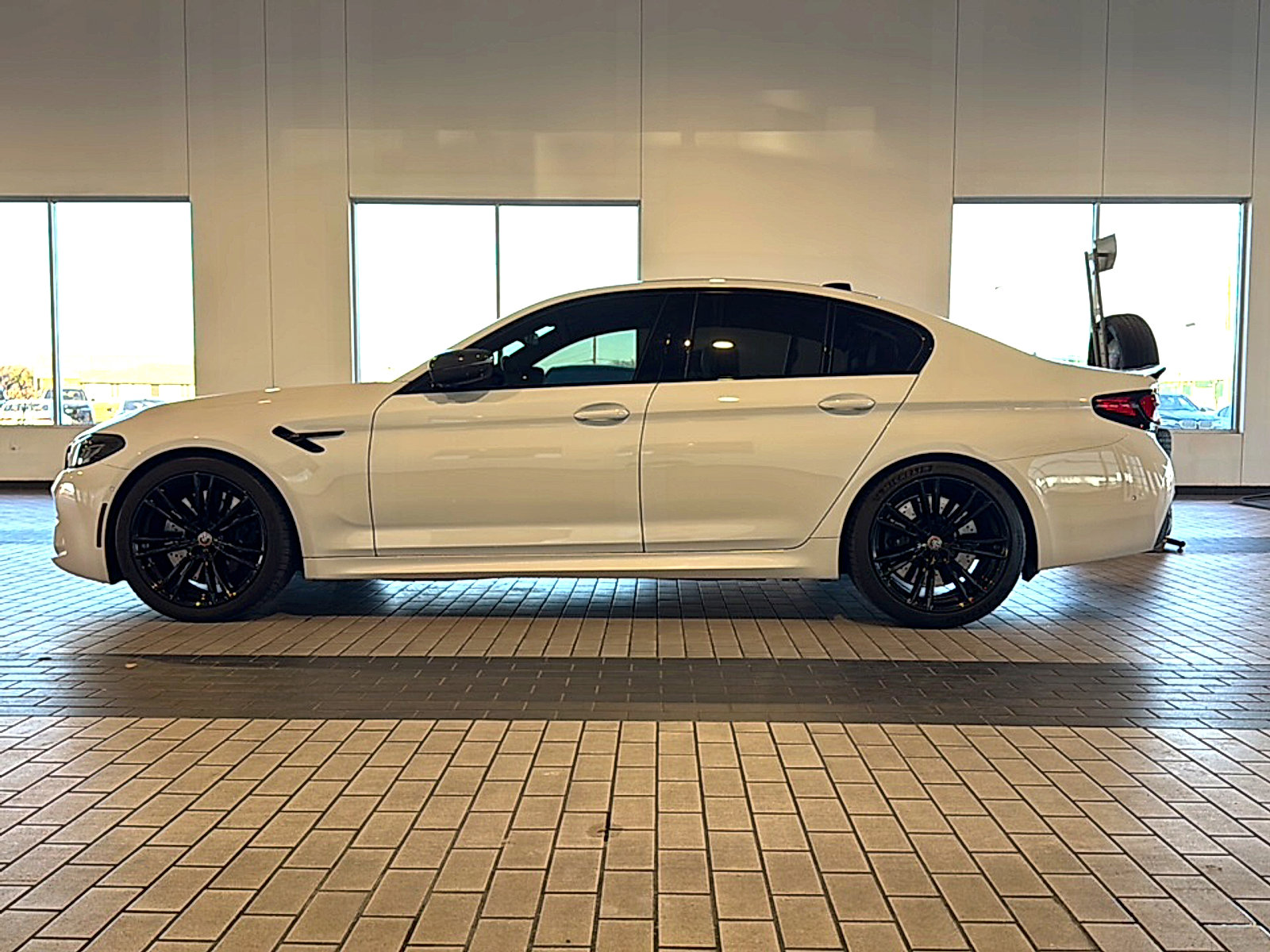 Used 2021 BMW M5 w/ Competition Package image 4