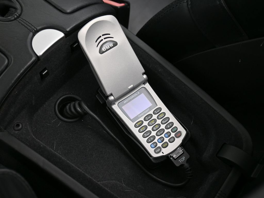 Used 2001 BMW Z8 RWD image 31