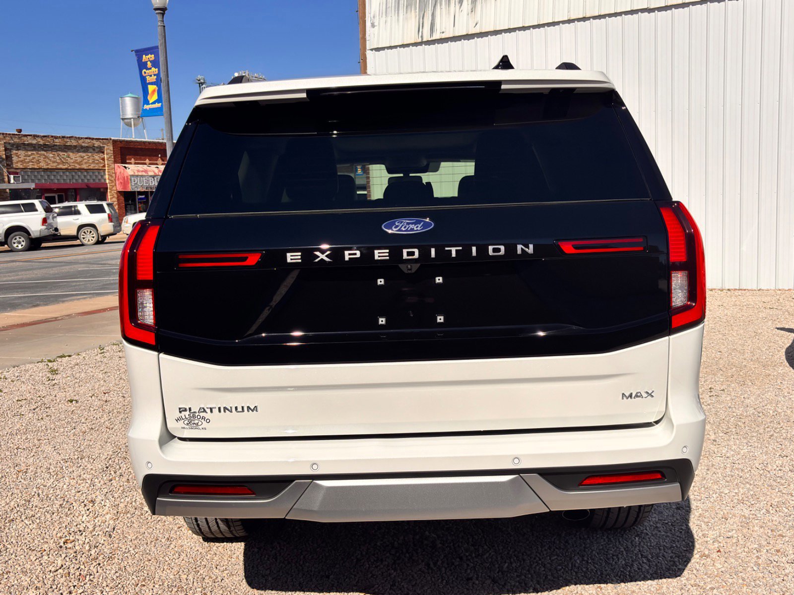 New 2025 Ford Expedition Max Platinum image 4