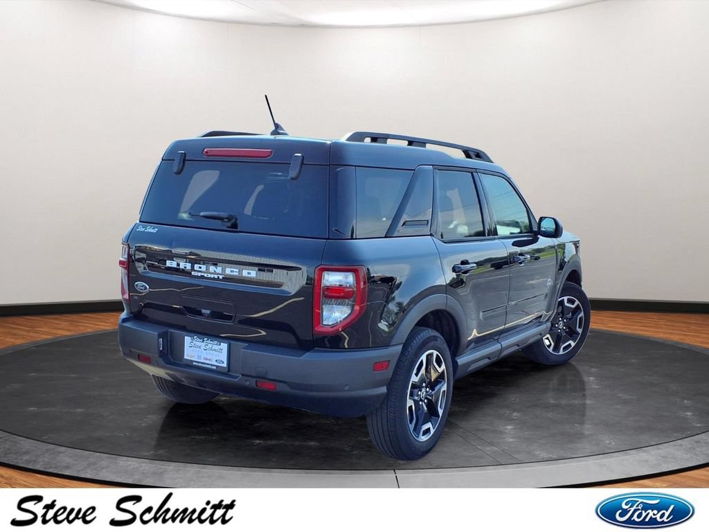 Used 2024 Ford Bronco Sport Outer Banks w/ Tech Package AWD/4WD image 28