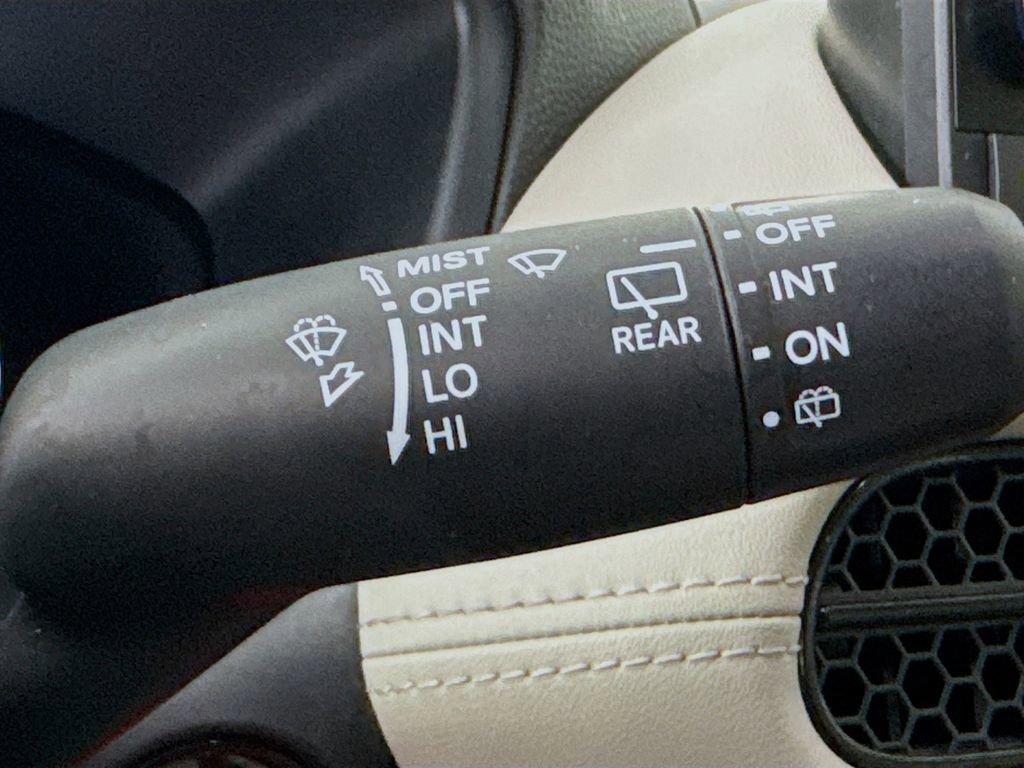 Used 2024 Honda HR-V LX image 15