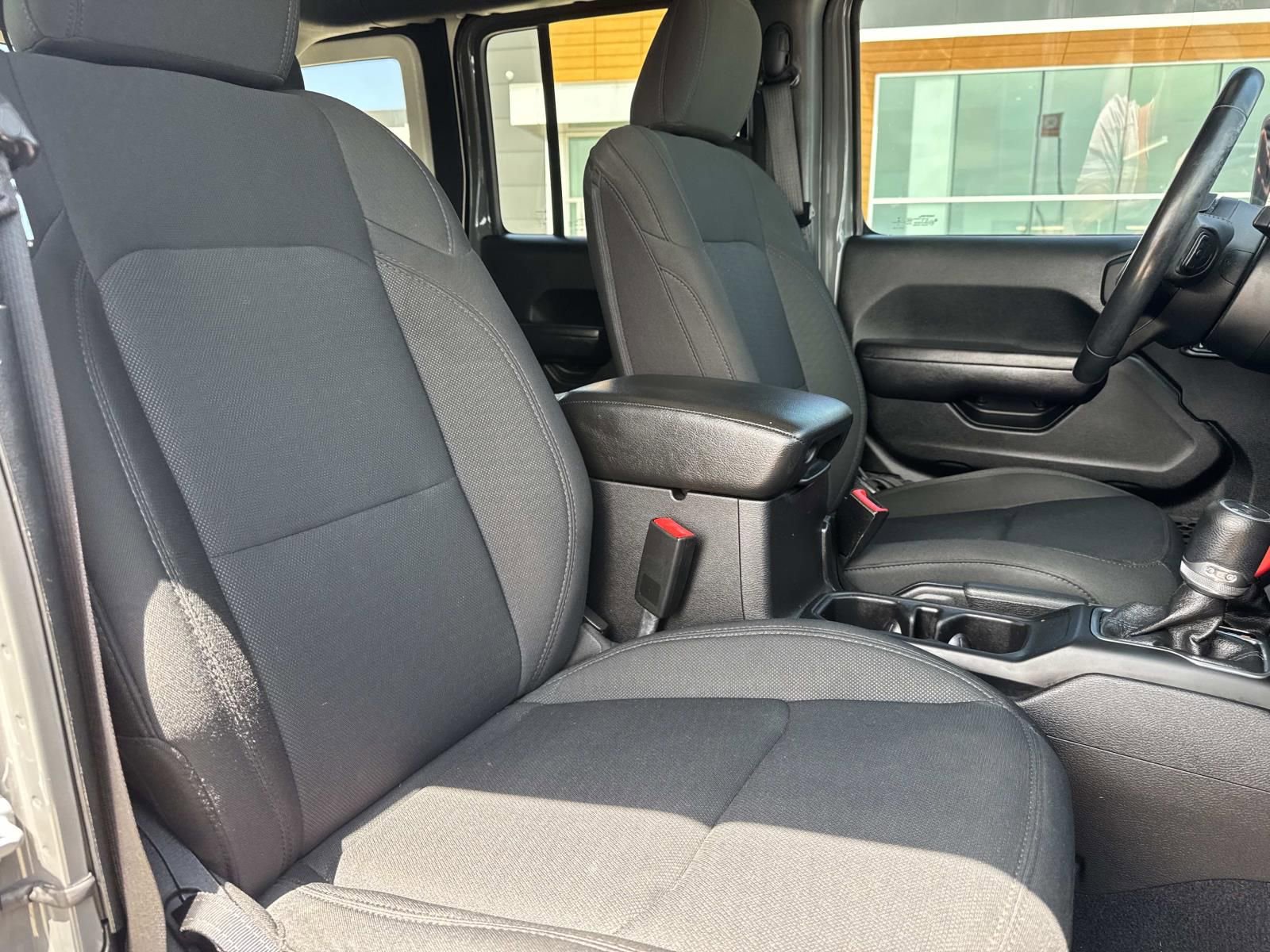 Used 2019 Jeep Wrangler Unlimited Sport AWD/4WD image 11