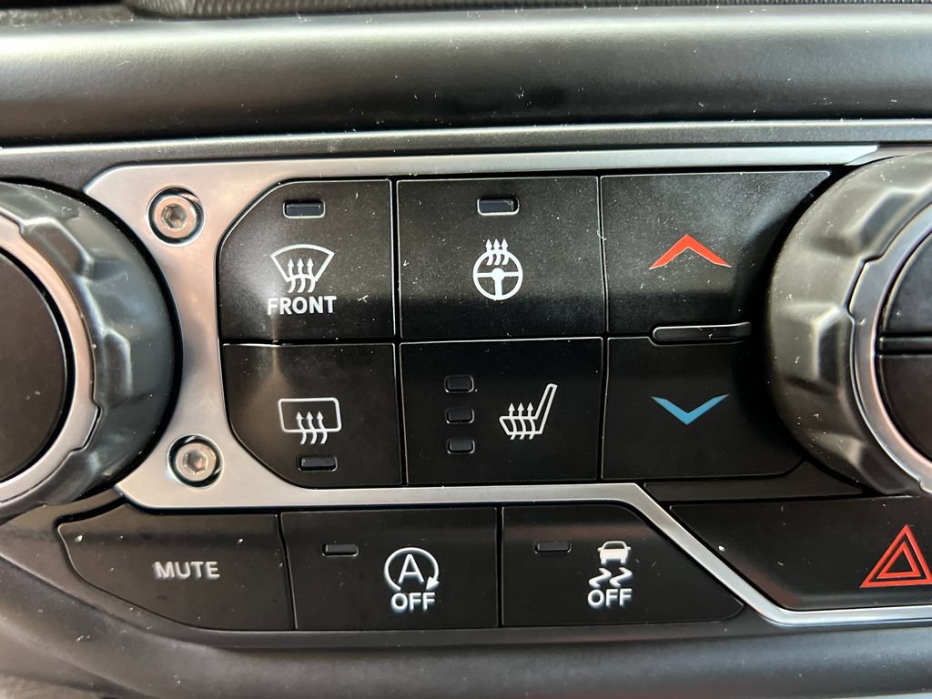 Used 2021 Jeep Gladiator Overland AWD/4WD image 28