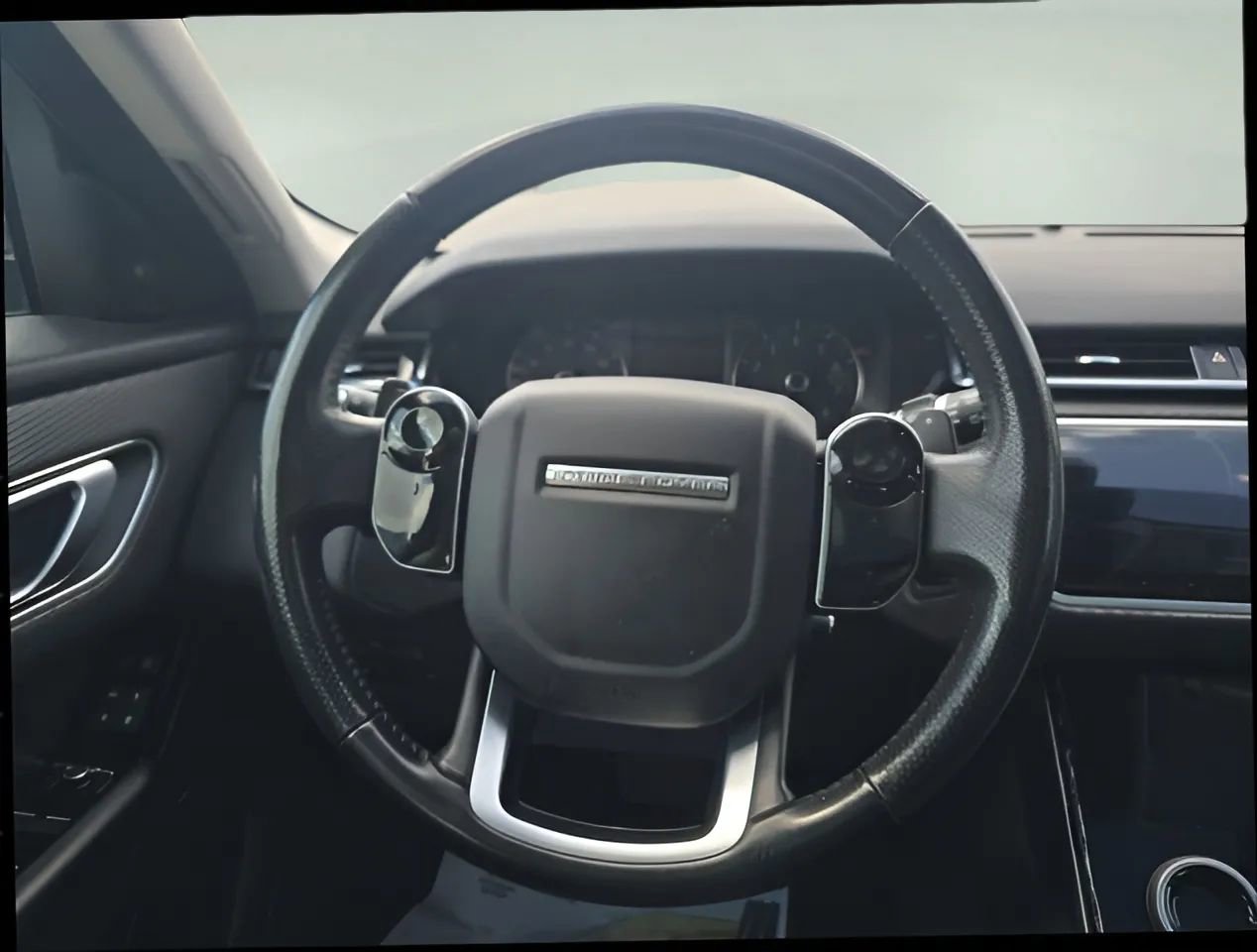 Used 2020 Land Rover Range Rover Velar S AWD/4WD image 17
