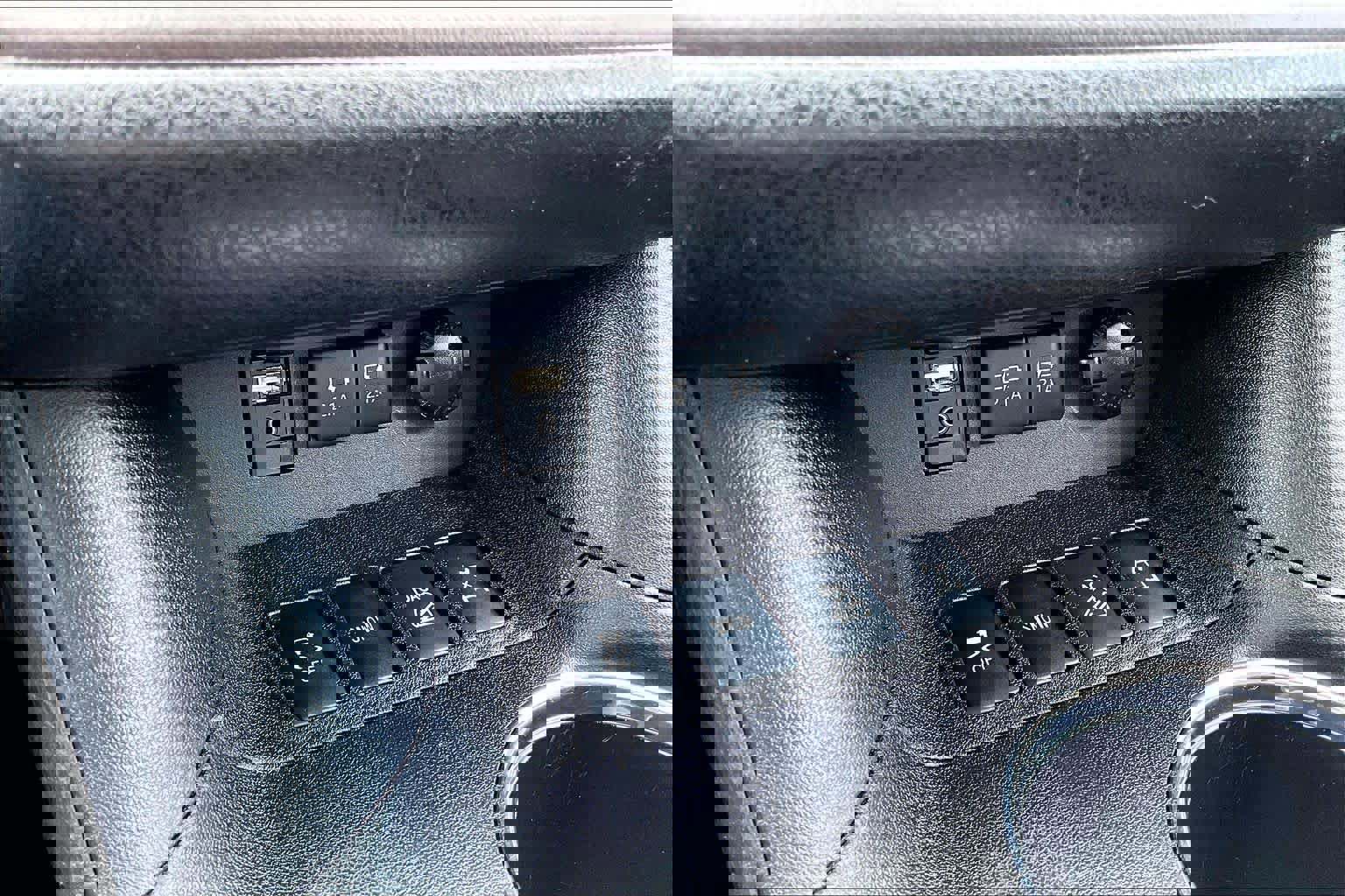 Certified 2018 Toyota Highlander Plus w/ Carpet Mat Package (TMS) AWD/4WD image 35