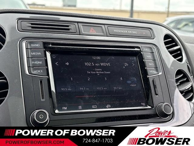 Used 2016 Volkswagen Tiguan SE AWD/4WD image 17
