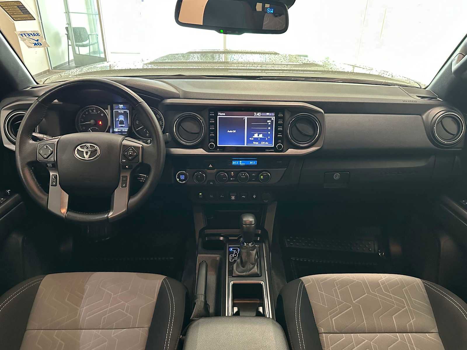 Certified 2022 Toyota Tacoma TRD Sport w/ Technology Package image 10