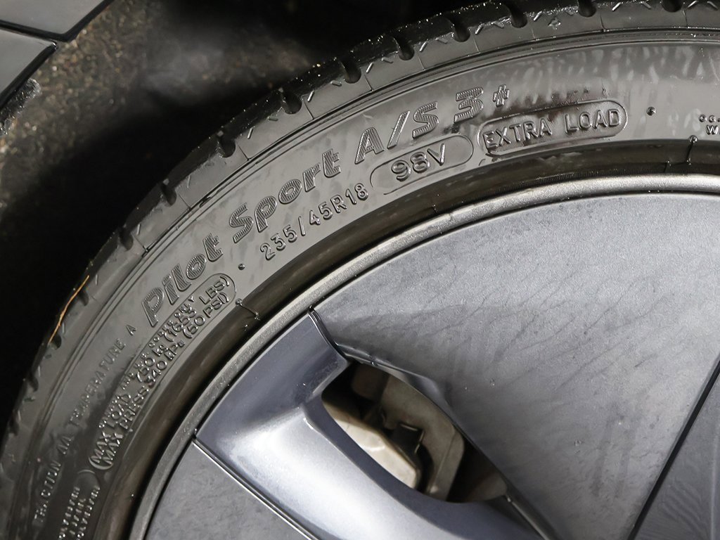 Used 2019 Tesla Model 3 Long Range image 22