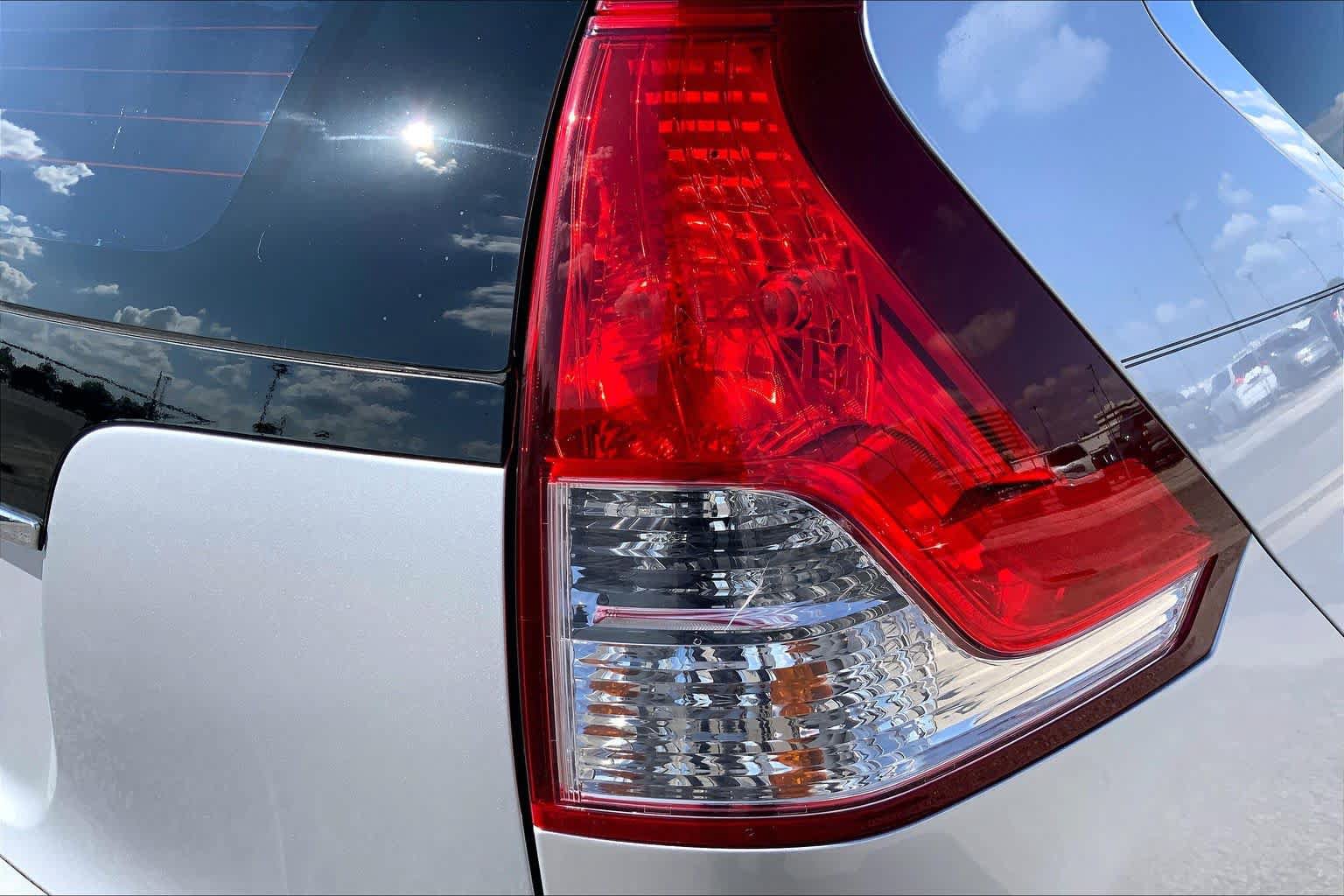 Used 2014 Honda CR-V LX image 30