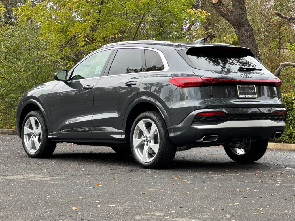 Certified 2025 Audi Q5 Premium Plus AWD/4WD image 9