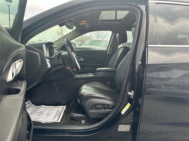 Used 2017 Chevrolet Equinox LT w/ Midnight Edition image 10