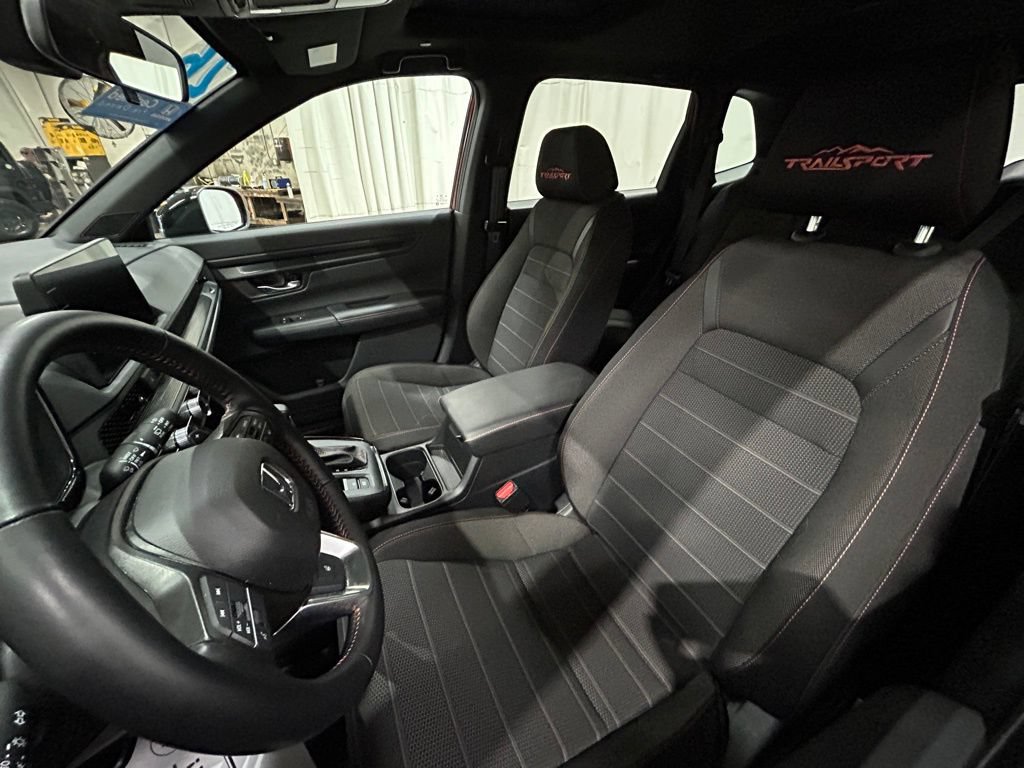 Used 2026 Honda CR-V TrailSport image 25
