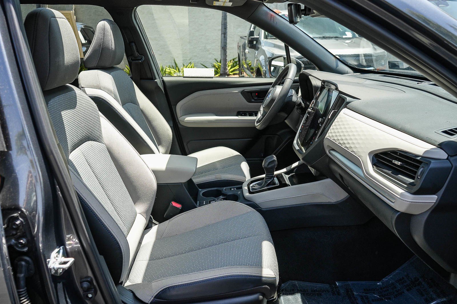 Used 2025 Subaru Forester Premium w/ Convenience Package #1 AWD/4WD image 16