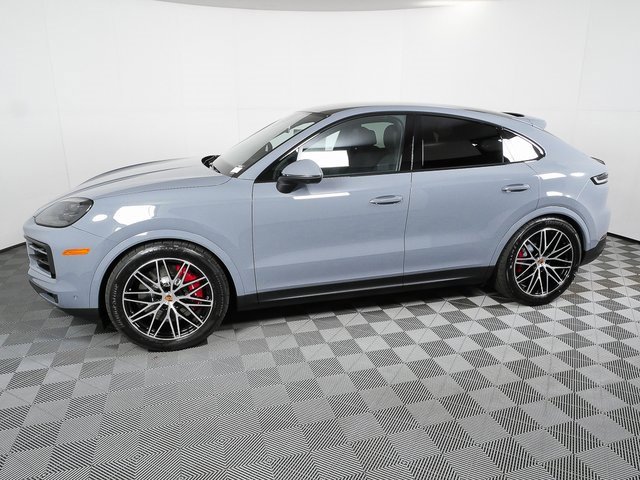 New 2026 Porsche Cayenne S image 2