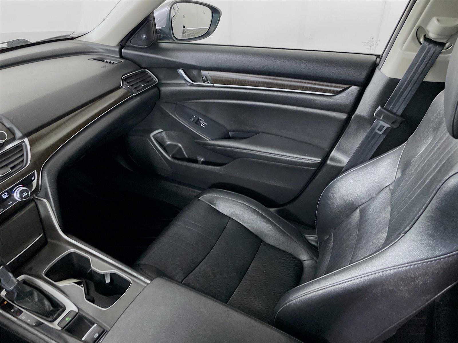 Used 2020 Honda Accord EX-L image 26