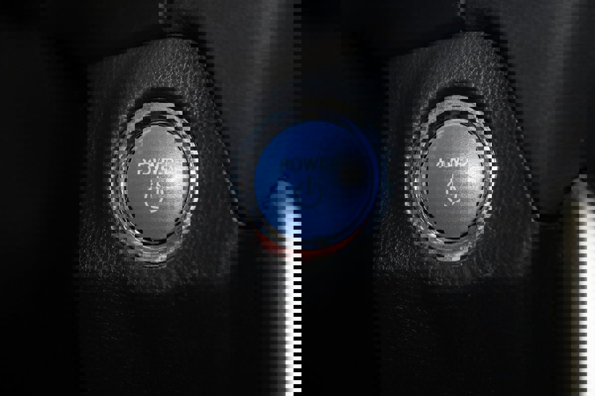 Used 2022 Toyota RAV4 Limited AWD/4WD image 26