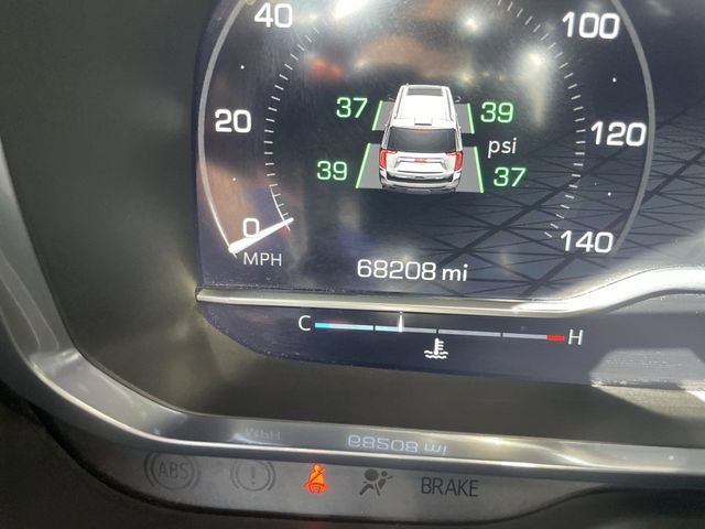 Used 2024 GMC Yukon SLT image 12