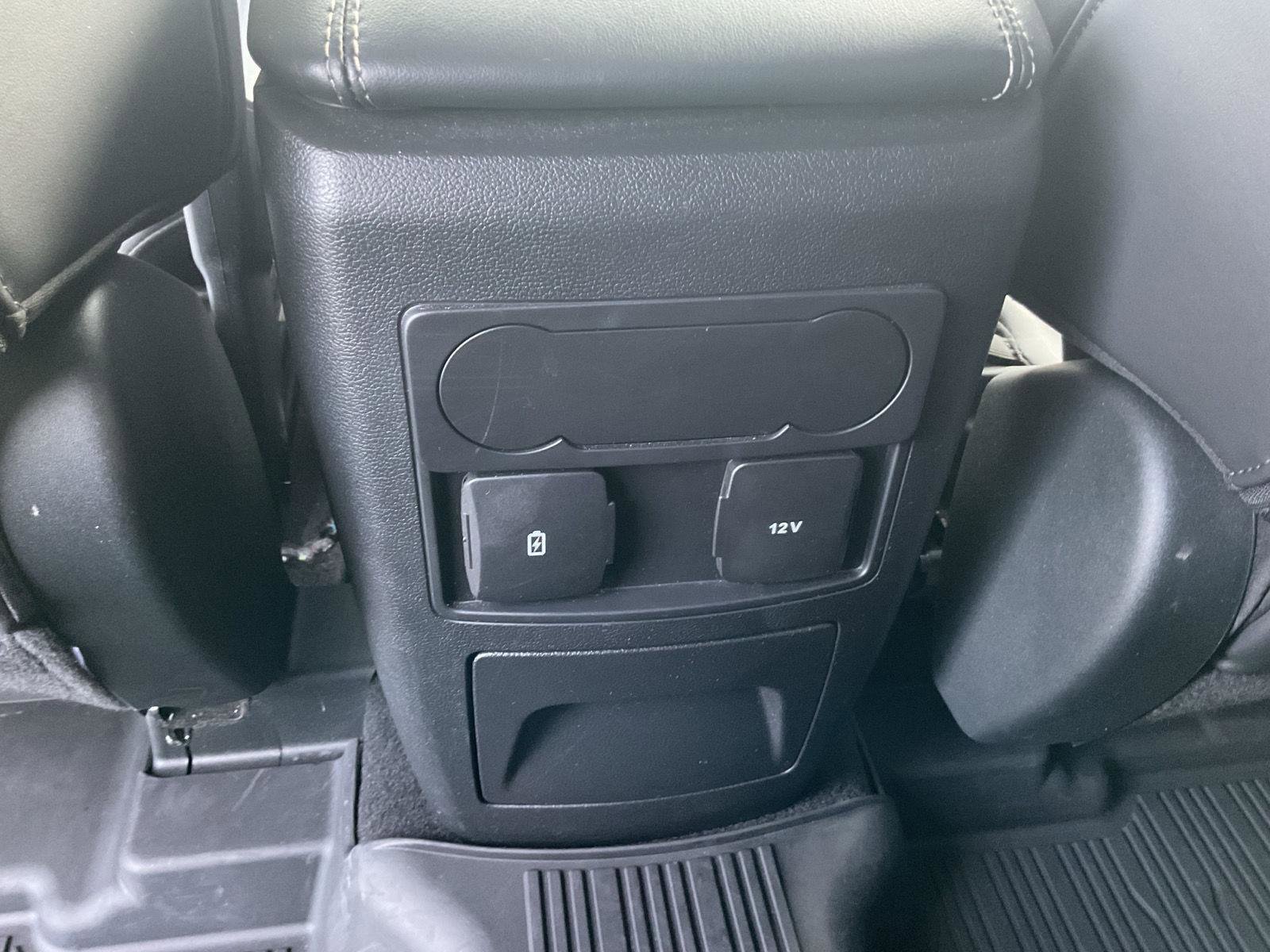 Used 2023 Ford Explorer XLT w/ Equipment Group 202A image 23