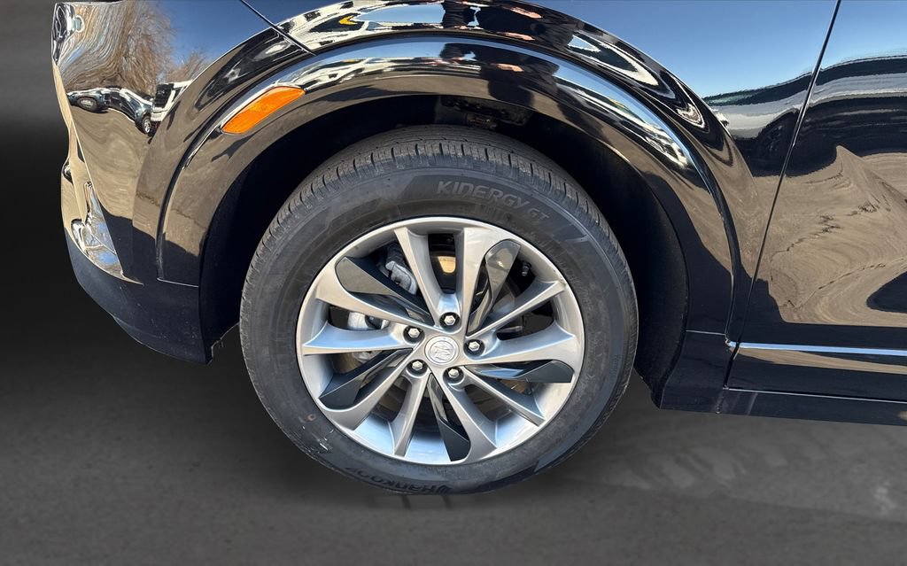 Used 2023 Buick Encore GX Select w/ Sport Touring Package FWD image 12