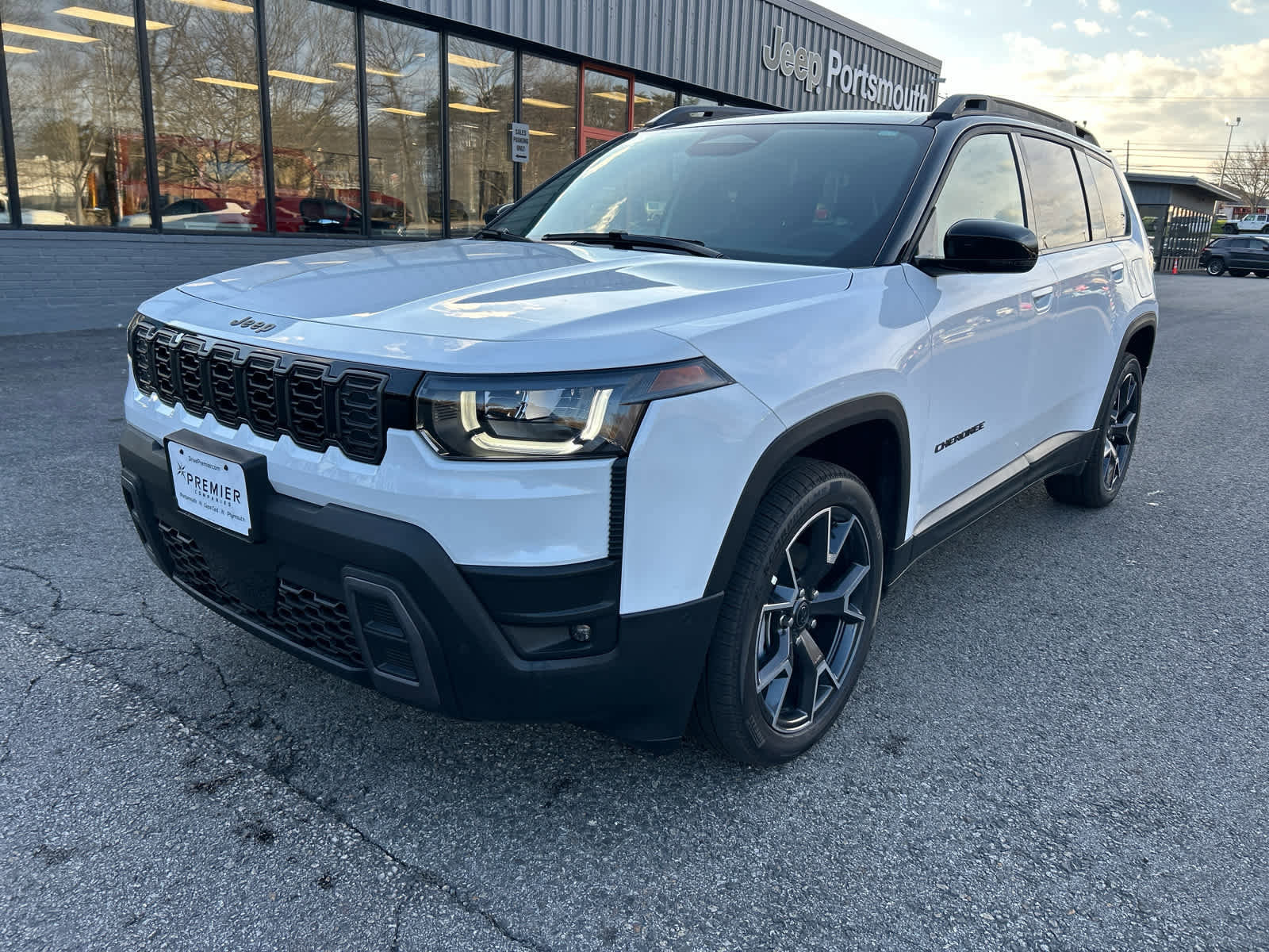 New 2026 Jeep Cherokee Overland AWD/4WD image 9